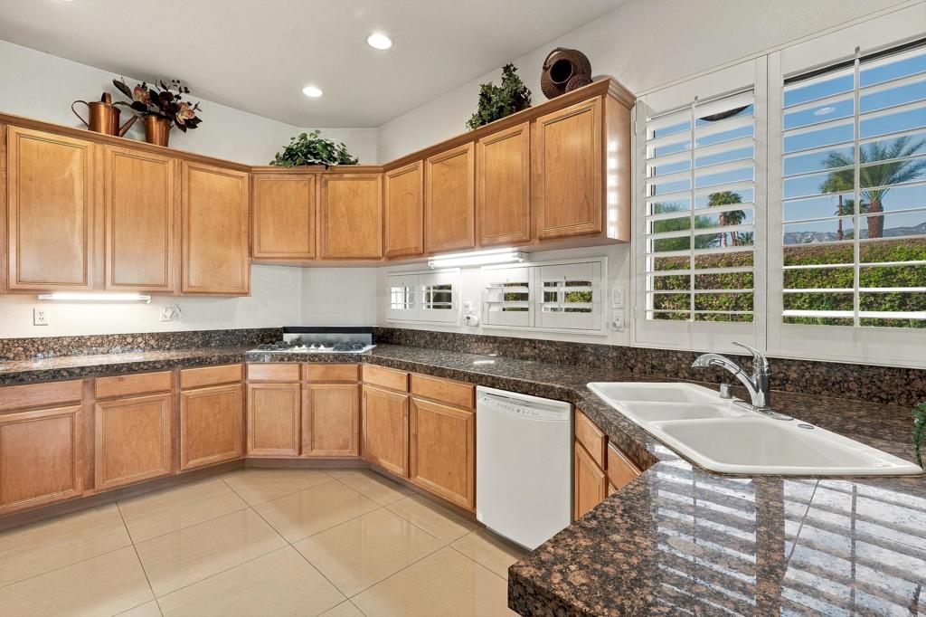 24 Via Elegante Property Photo 12