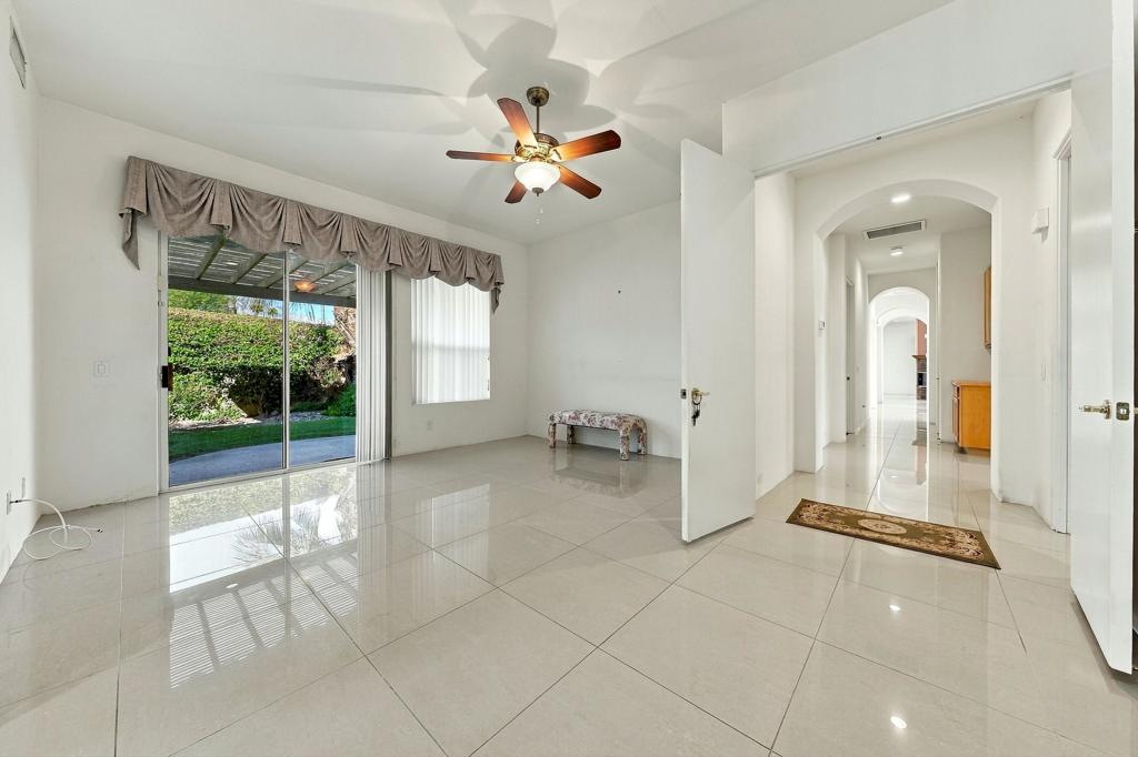 24 Via Elegante Property Photo 21