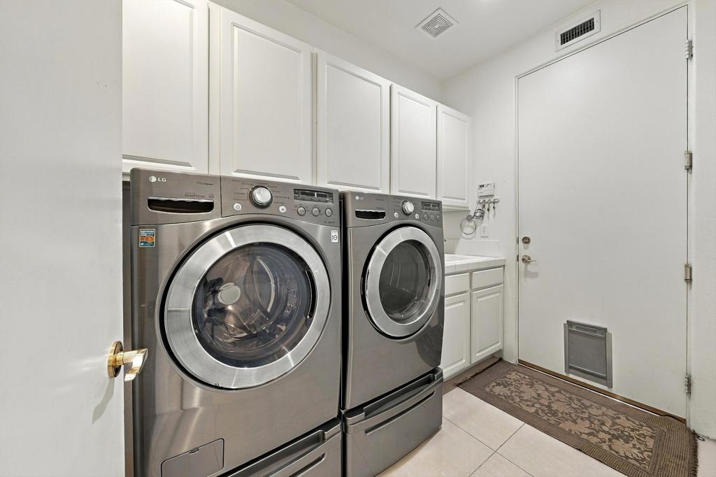 24 Via Elegante Property Photo 26