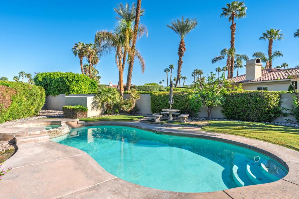 24 Via Elegante Property Photo 27