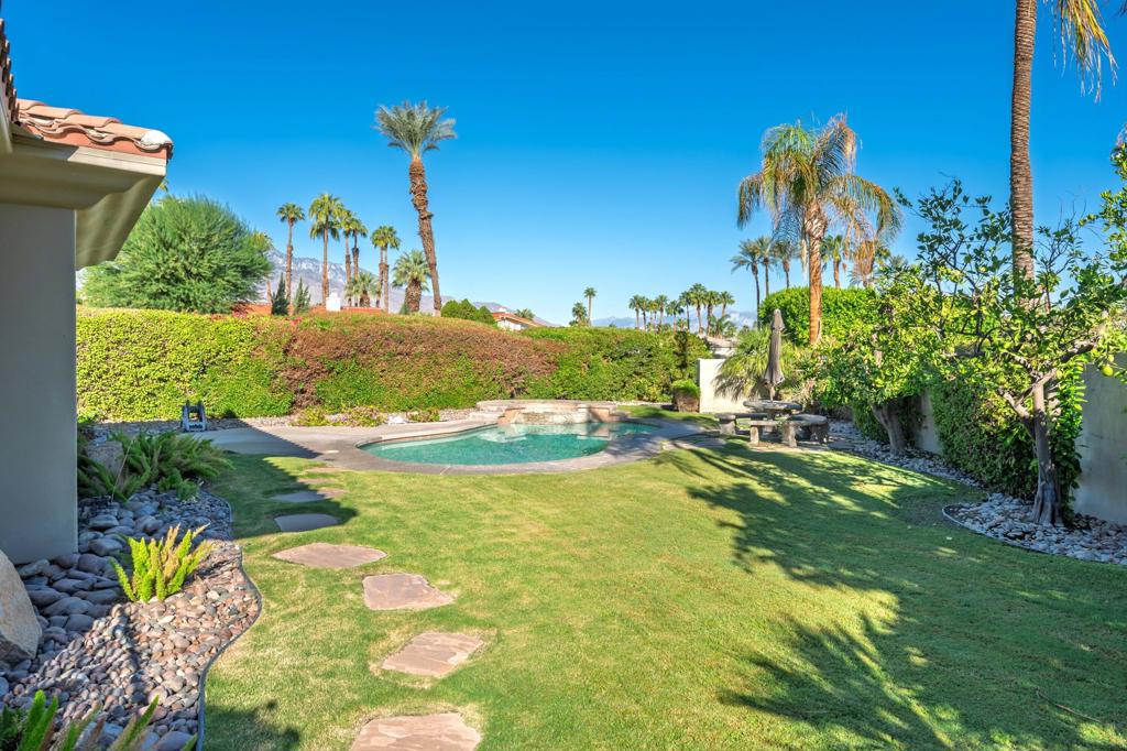 24 Via Elegante Property Photo 28