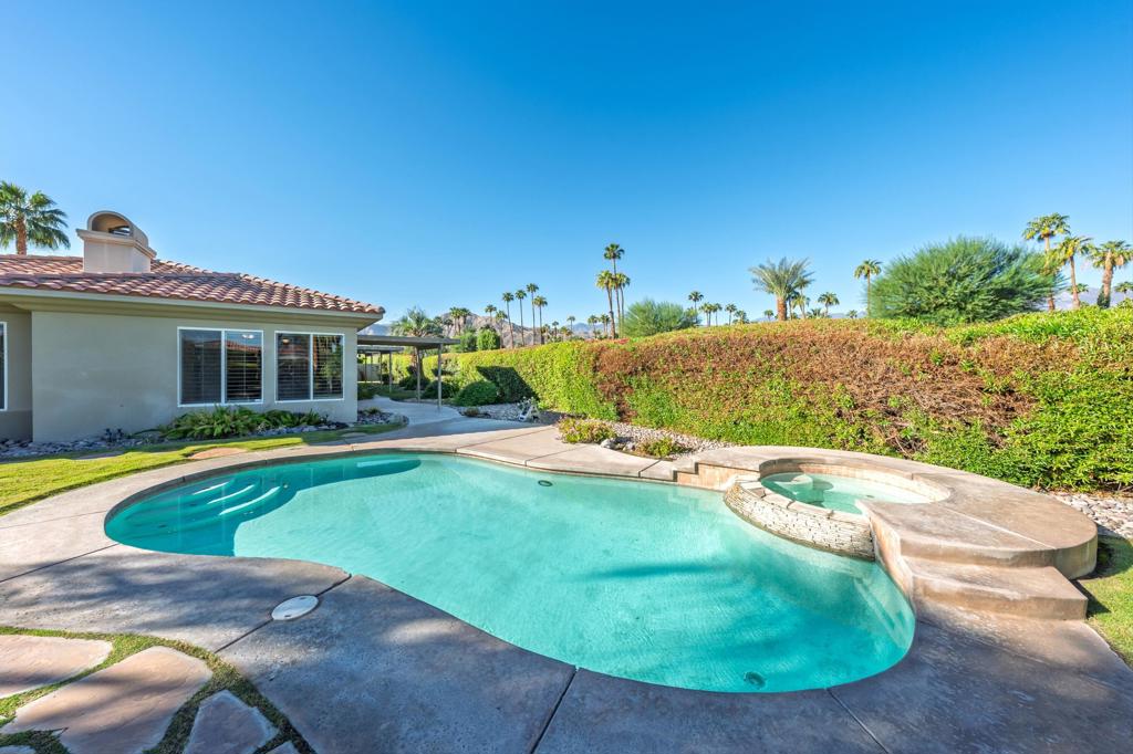24 Via Elegante Property Photo 30