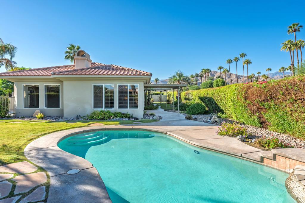 24 Via Elegante Property Photo 33