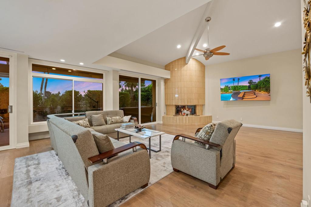 18 N Kavenish Drive Property Photo 64