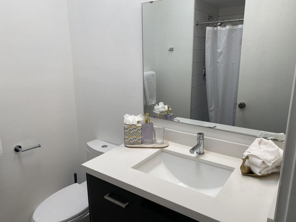 278 N Sunset Way Property Photo 12