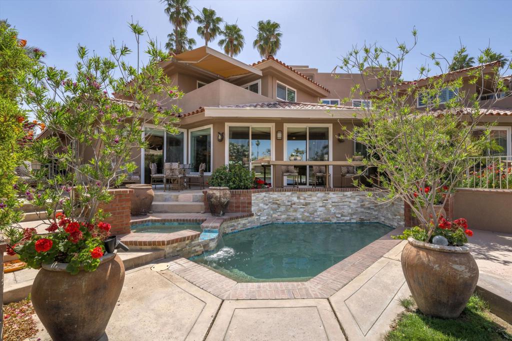 210 Desert Lakes Drive Property Photo 1