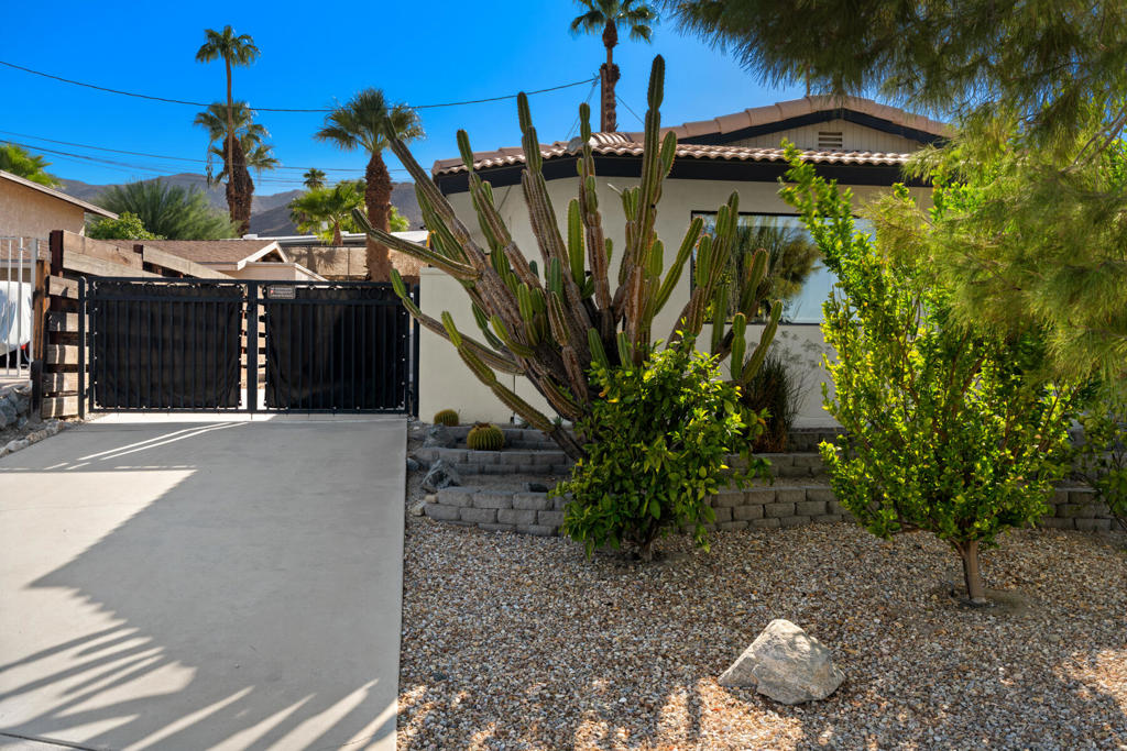 39080 Bel Air Drive Property Photo 1
