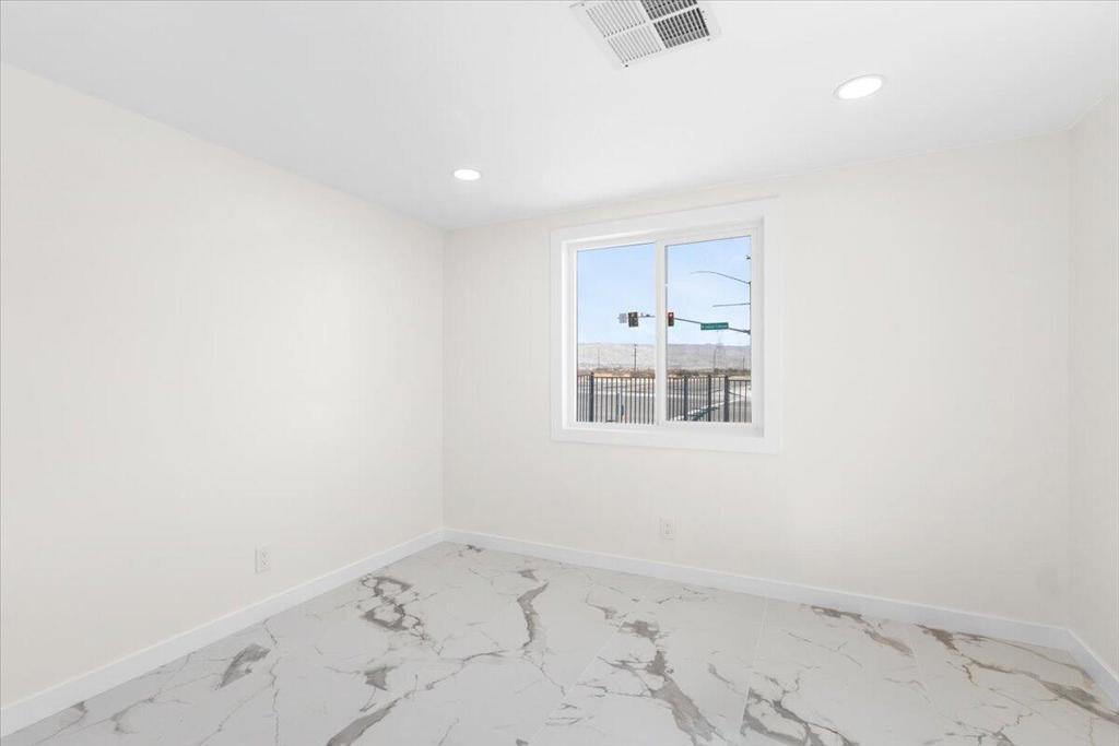 17069 N Indian Canyon Drive 45 Property Photo 20