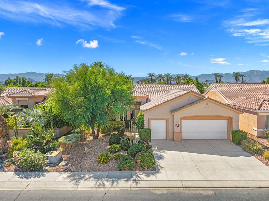36575 Blue Palm Drive Property Photo 1