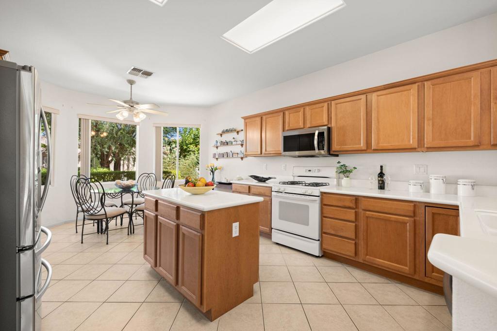 36575 Blue Palm Drive Property Photo 11