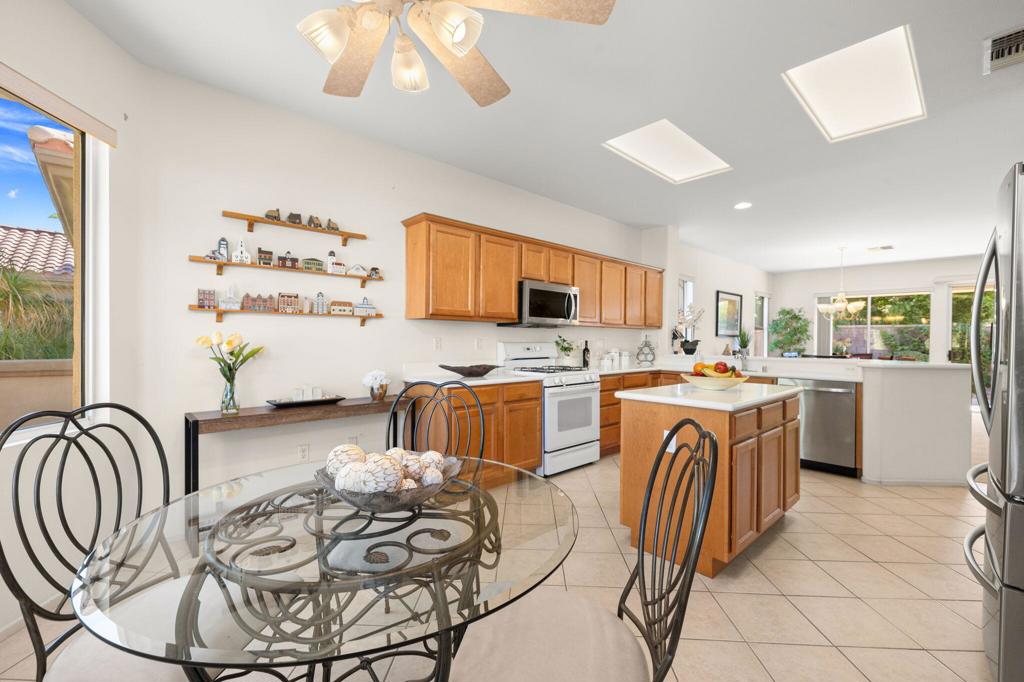 36575 Blue Palm Drive Property Photo 14