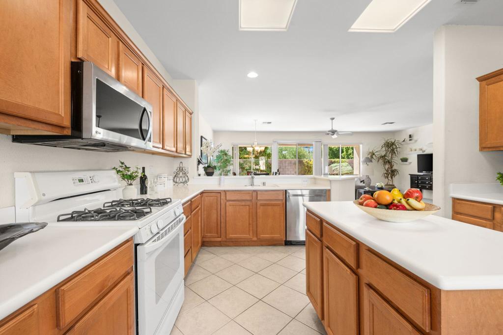 36575 Blue Palm Drive Property Photo 15