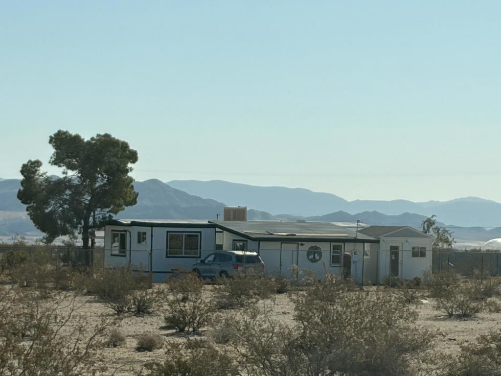 880 Friendship Avenue Property Photo 1