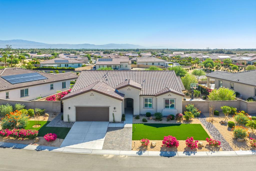 58280 Coral View Way Property Photo 3