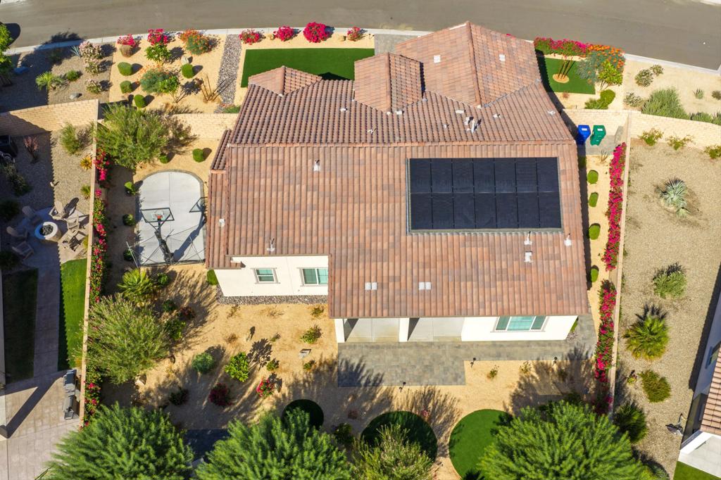 58280 Coral View Way Property Photo 5