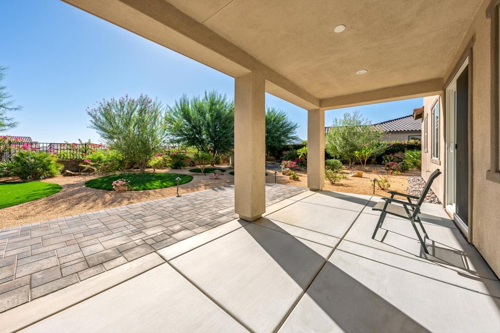 58280 Coral View Way Property Photo 8