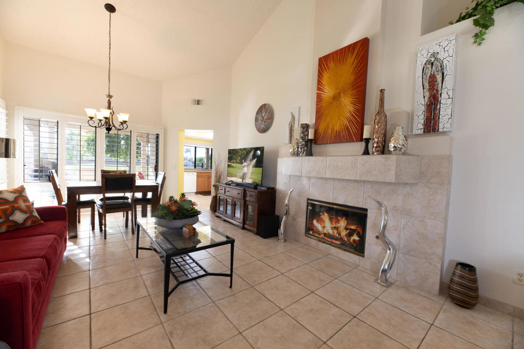 41327 Princeville Lane Property Photo 5