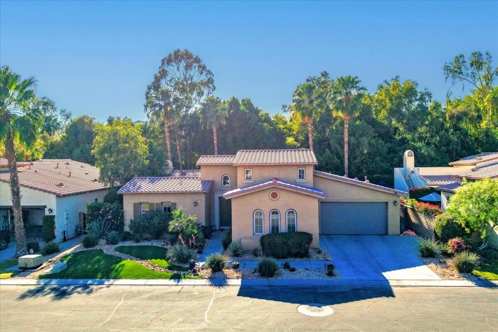 52195 Shining Star Lane Property Photo 1