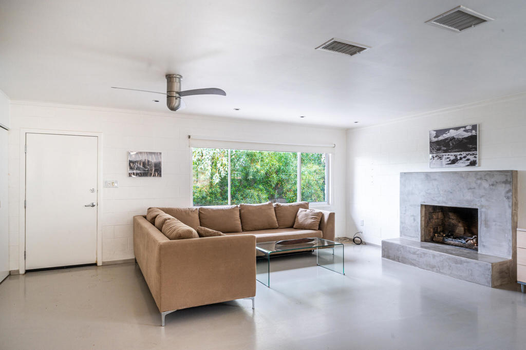 15971 Snow Creek Road Property Photo 4