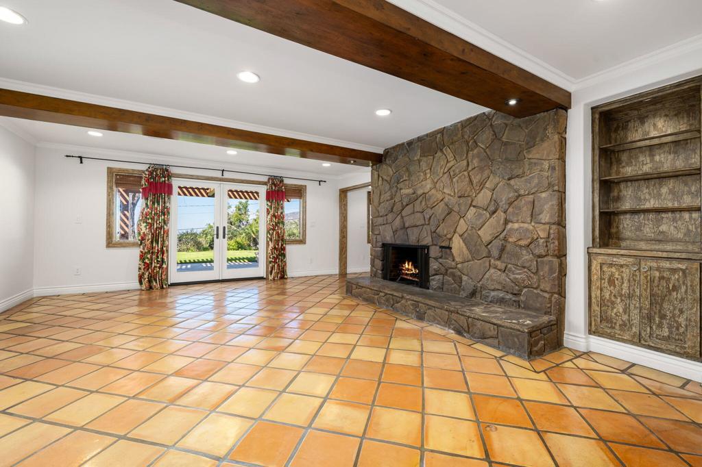 431 Highland Drive Property Photo 12