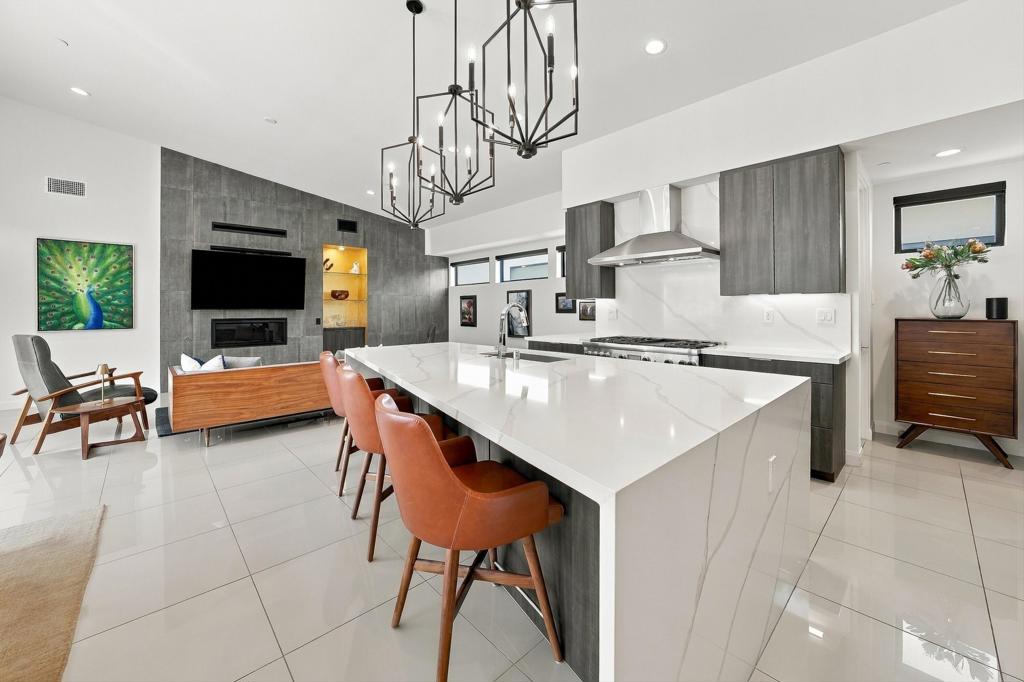 160 Obsidian Loop N Property Photo 13