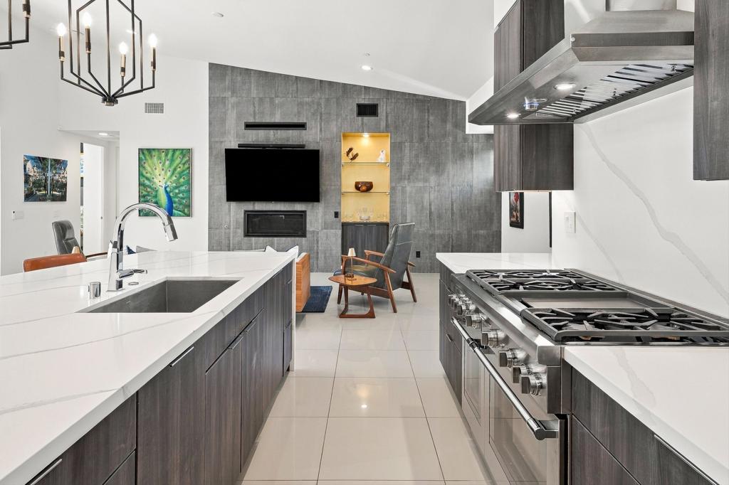 160 Obsidian Loop N Property Photo 15