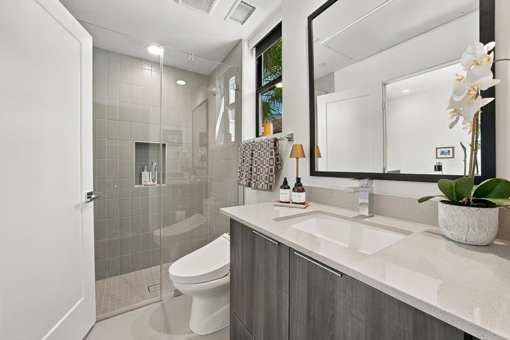 160 Obsidian Loop N Property Photo 38