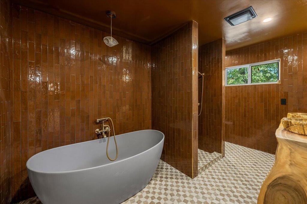 41073 Pennsylvania Avenue Property Photo 22