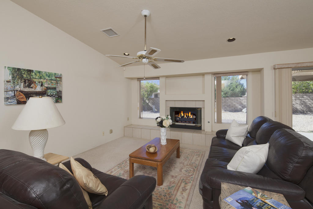 9711 Brookline Avenue Property Photo 2