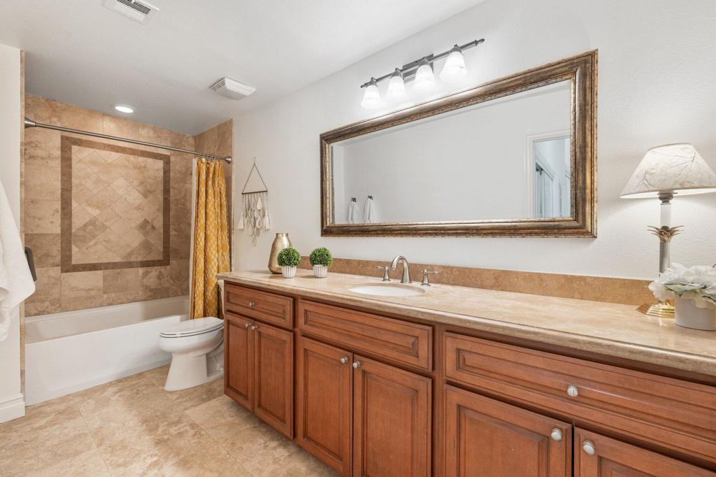 76101 Zuni Road Property Photo 25