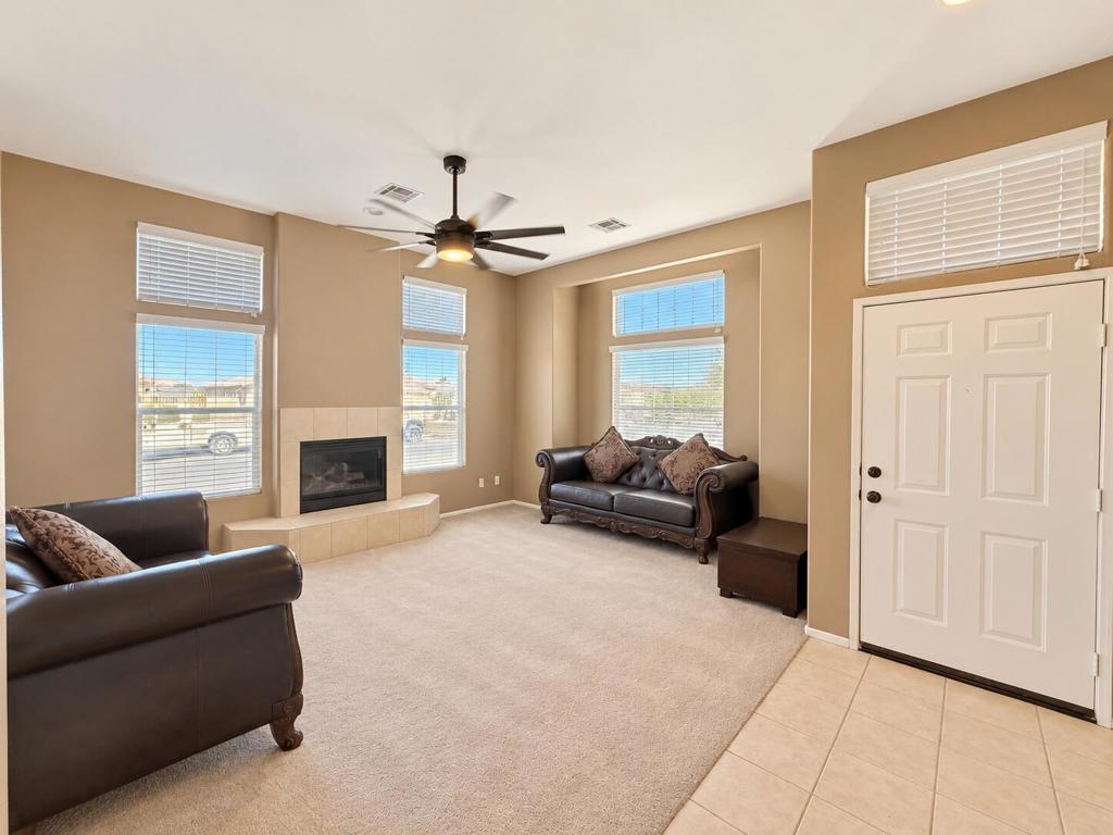 861 Aurora Way Property Photo 6
