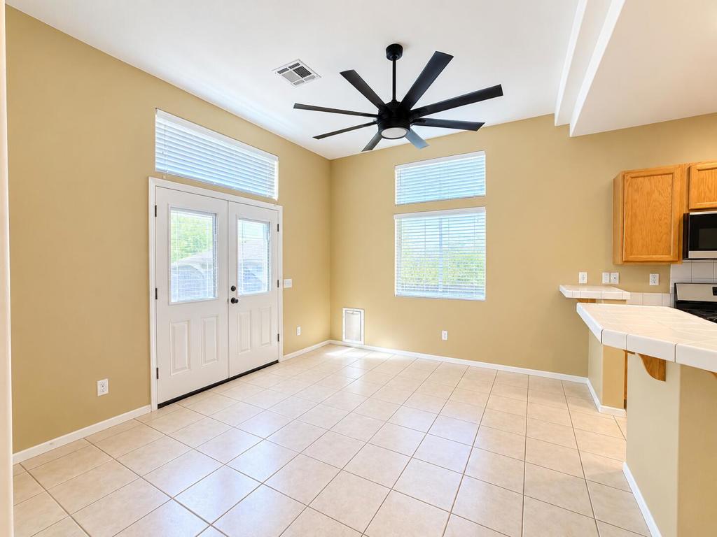 861 Aurora Way Property Photo 10