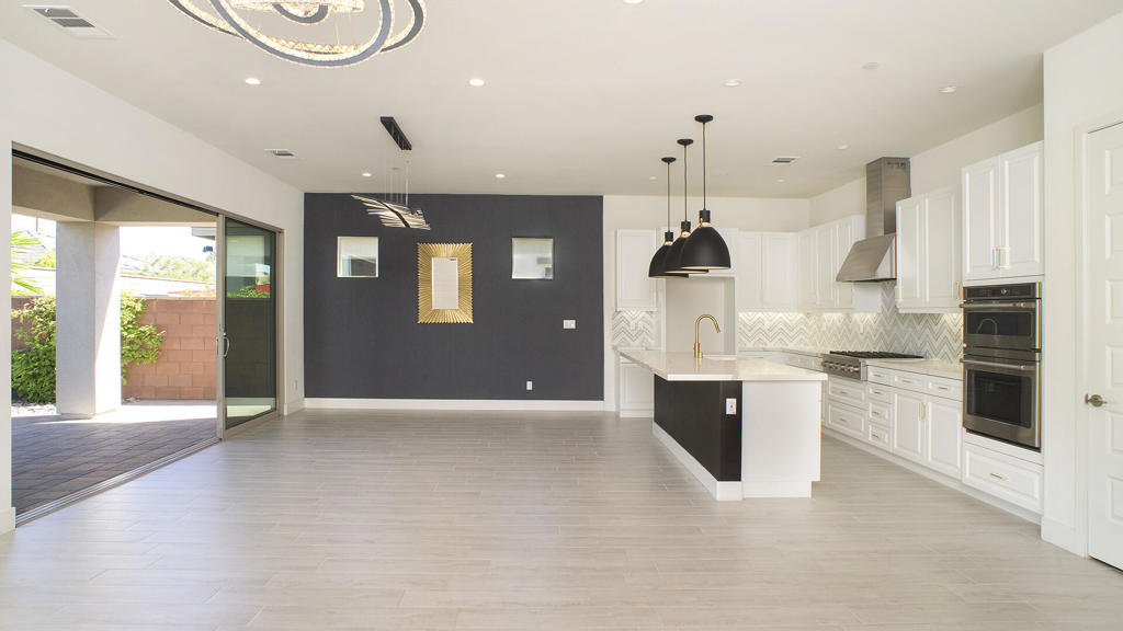 82830 Logan Creek Drive Property Photo 8