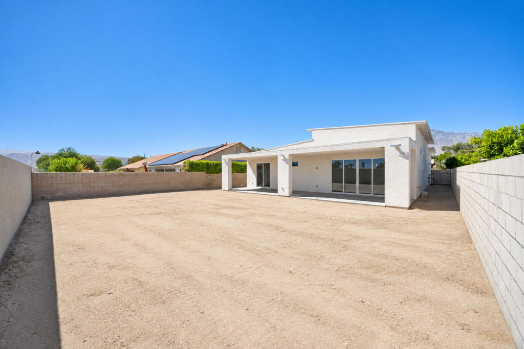 31350 Avenida Del Padre Property Photo 43