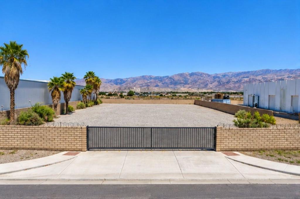 84404 Cabazon Center Drive Property Photo 1