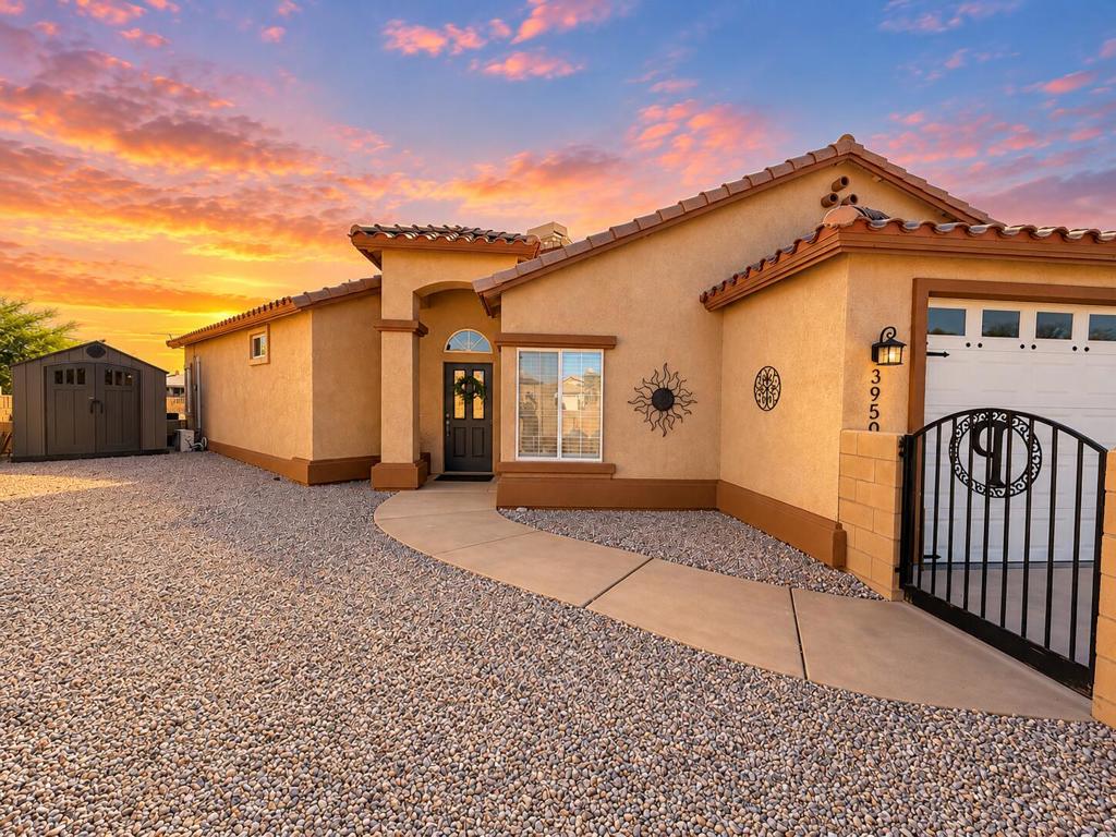 3950 Cove Circle Property Photo 4