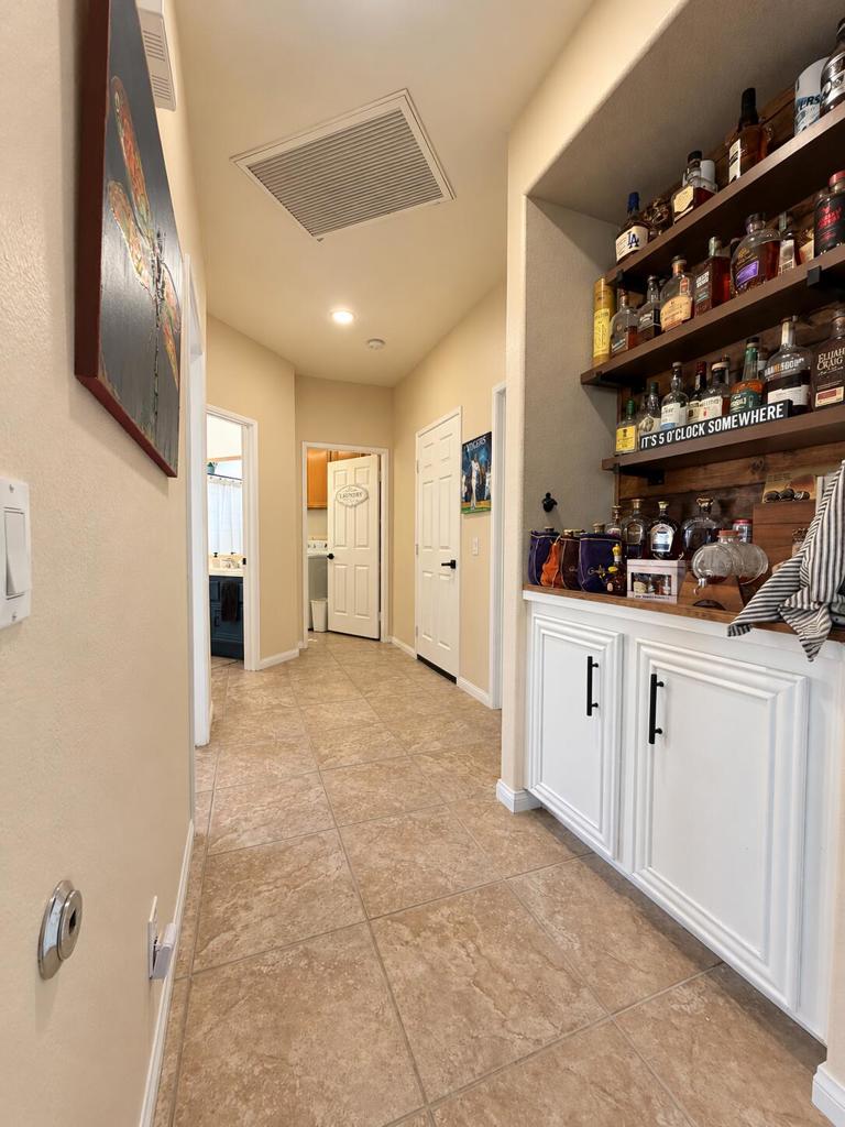 3950 Cove Circle Property Photo 14