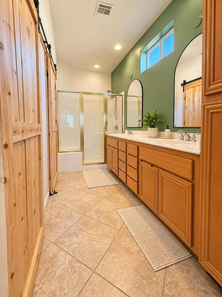 3950 Cove Circle Property Photo 18
