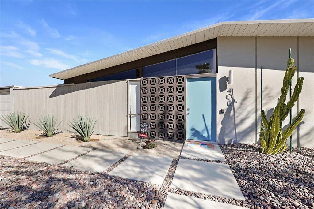 408 E Glen Circle N Property Photo 1