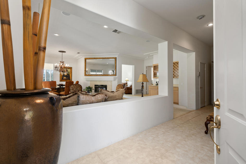 147 Kavenish Drive Property Photo 6