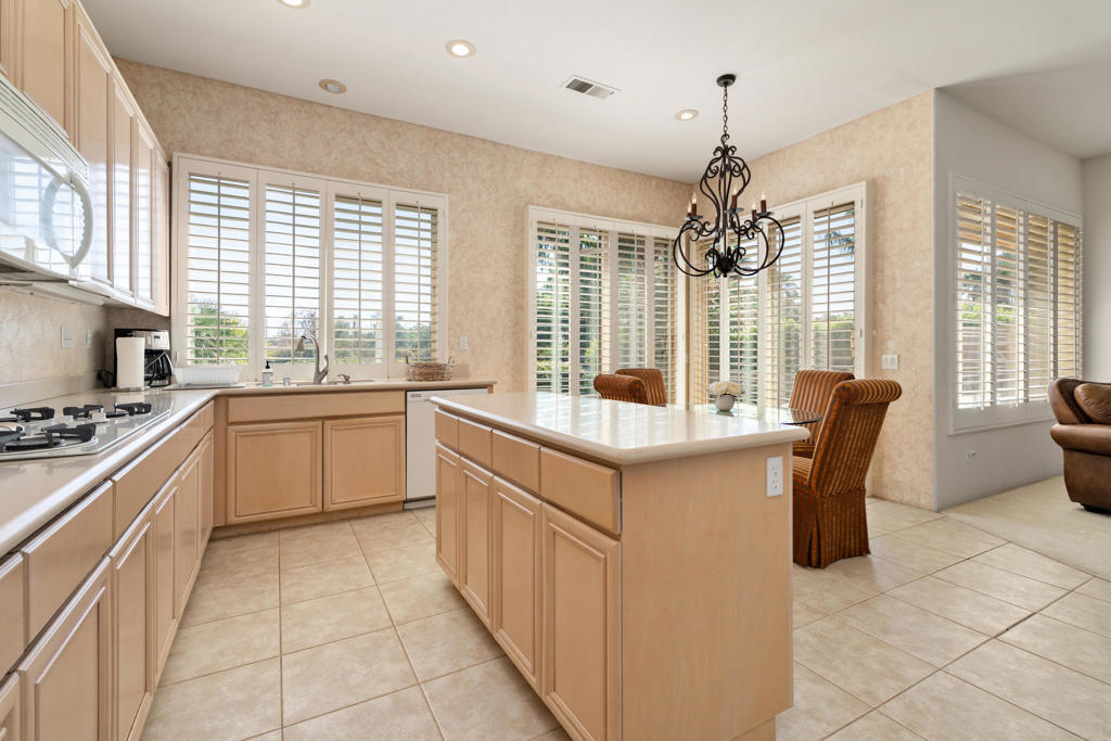147 Kavenish Drive Property Photo 16