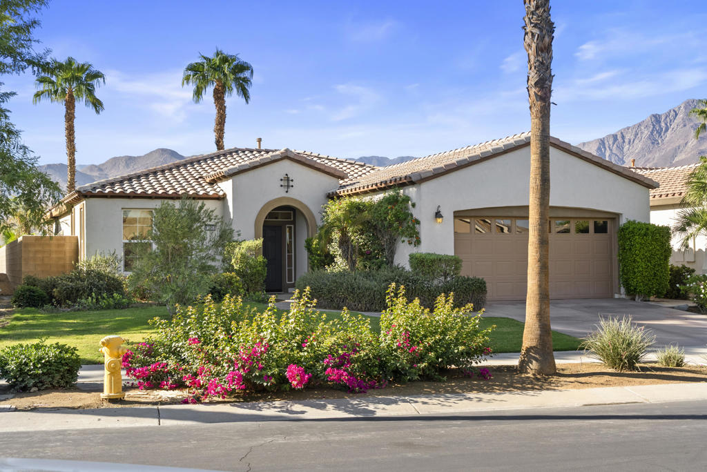 81761 Sun Cactus Lane Property Photo 1