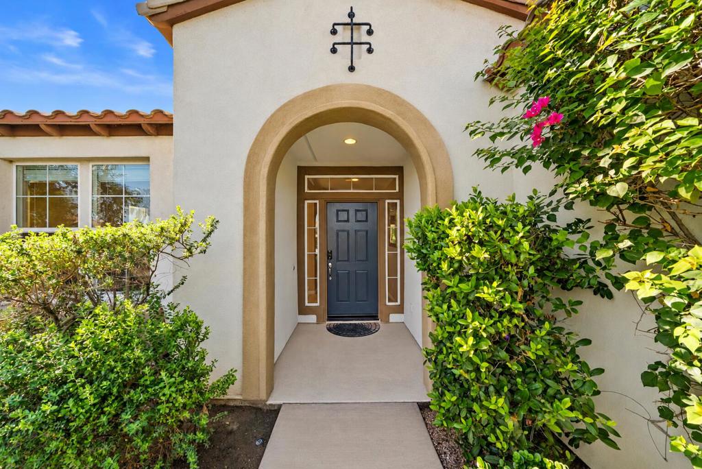 81761 Sun Cactus Lane Property Photo 3