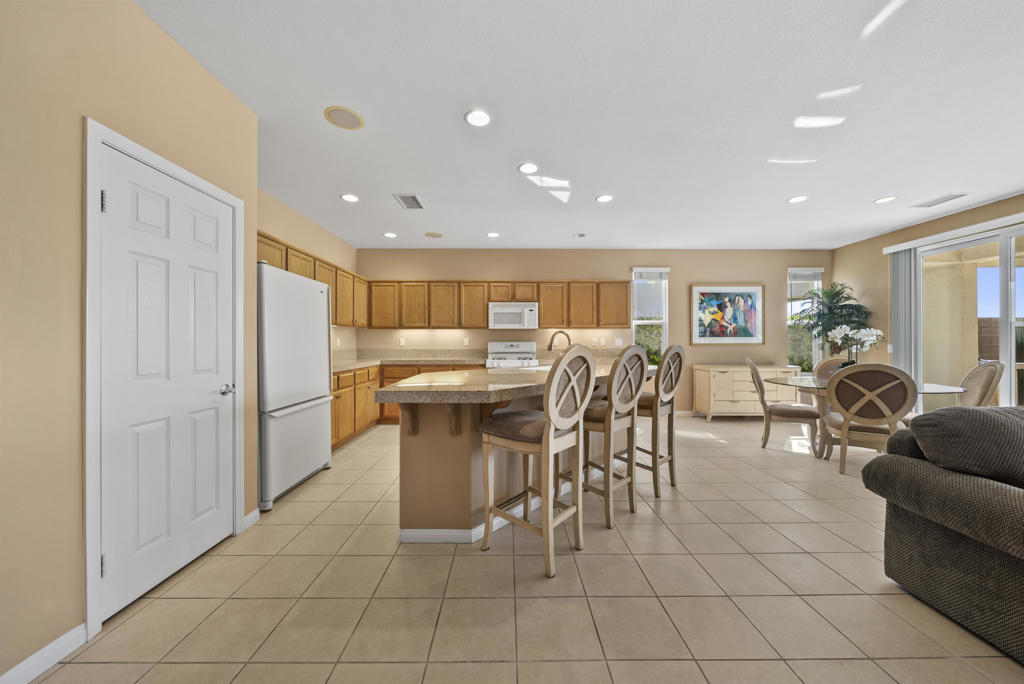 81761 Sun Cactus Lane Property Photo 7