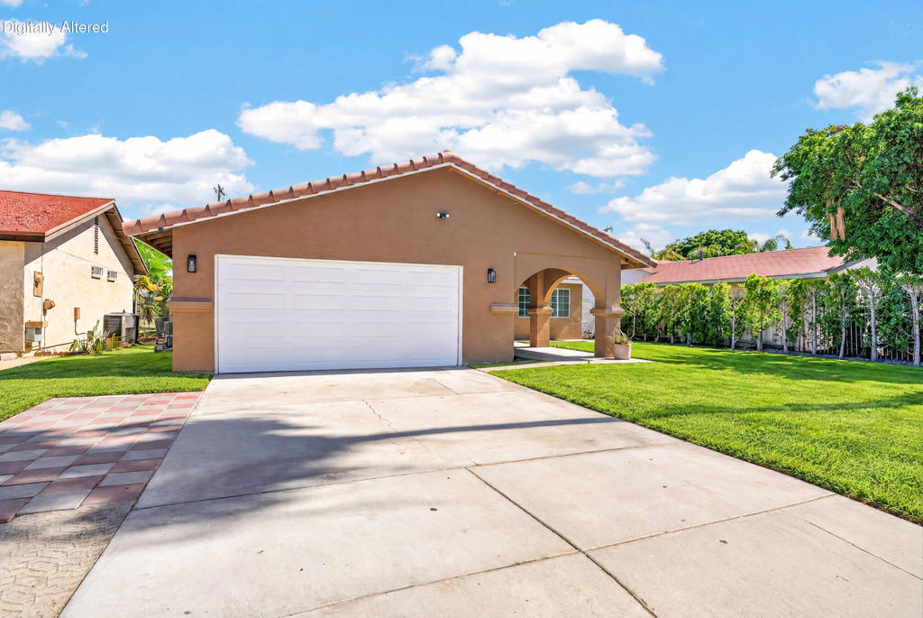 31110 Avenida Maravilla Property Photo 2