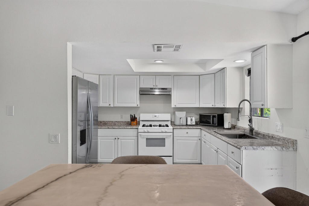 31110 Avenida Maravilla Property Photo 10
