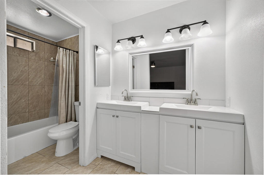 31110 Avenida Maravilla Property Photo 18
