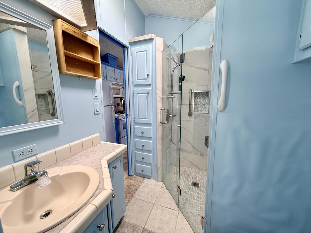 70200 Dillon Road 132 Property Photo 15