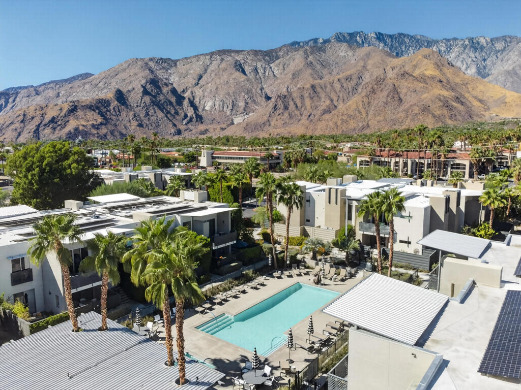 138 The Riv Property Photo 34