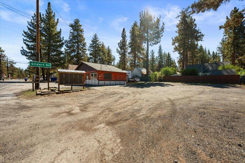 1112 Big Bear Boulevard Property Photo 2